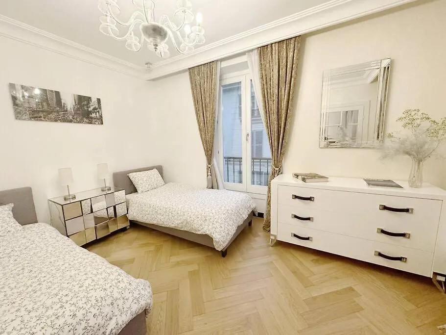 Elegant 4 Pieces Au Coeur Du Paris Artiste Apartment 0*,  France